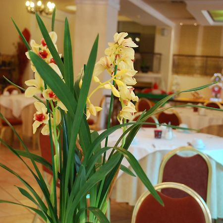 Hotel Pella Giannitsa Bagian luar foto