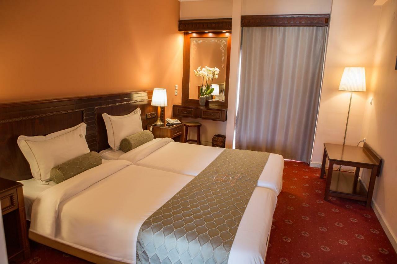 Hotel Pella Giannitsa Bagian luar foto