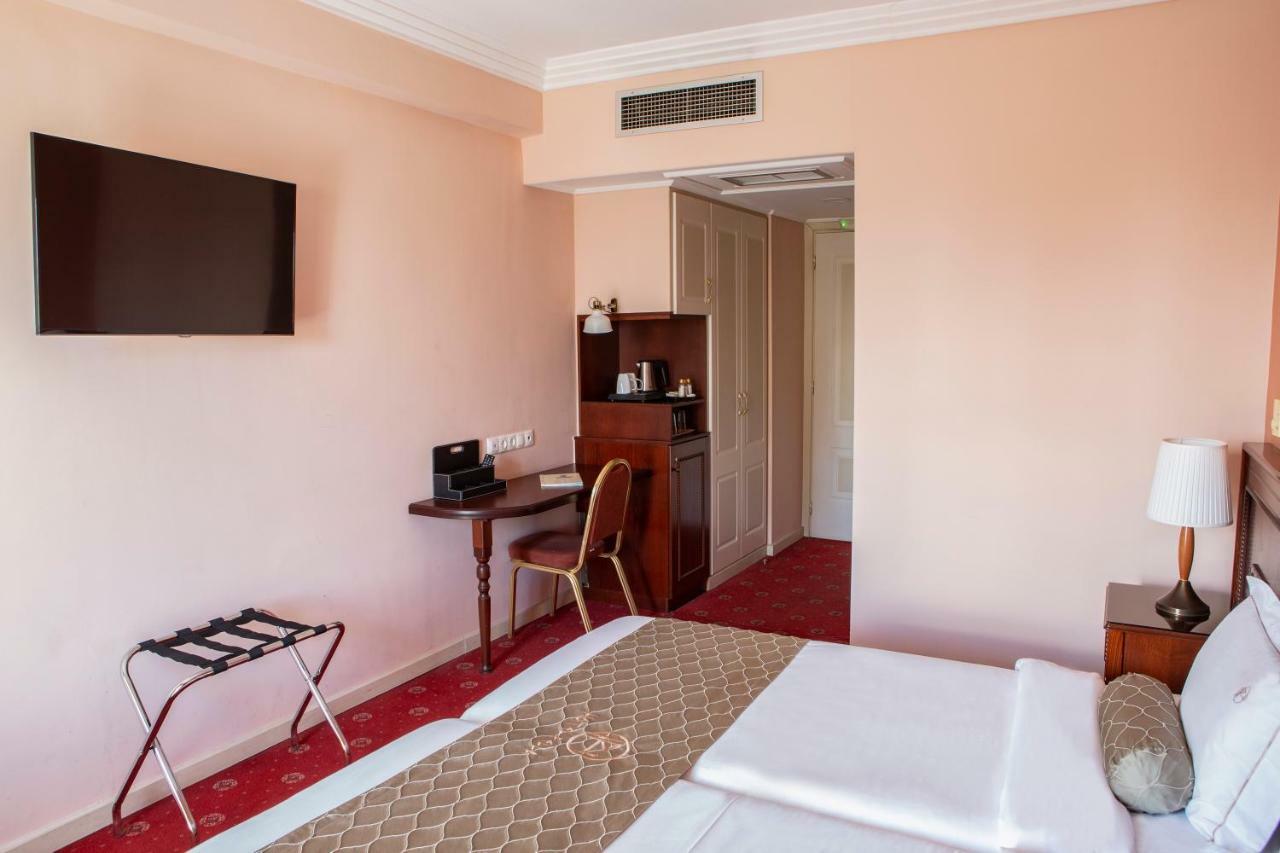 Hotel Pella Giannitsa Bagian luar foto