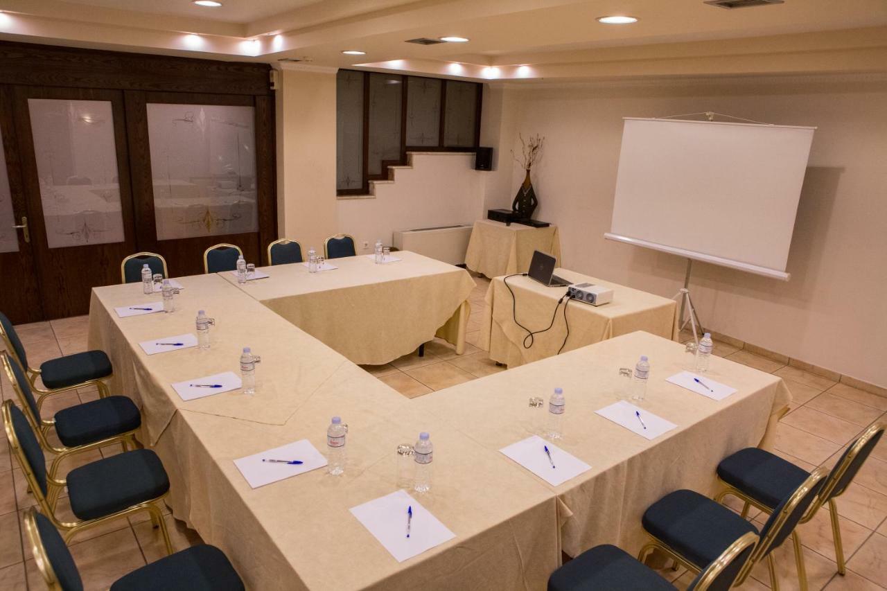 Hotel Pella Giannitsa Bagian luar foto