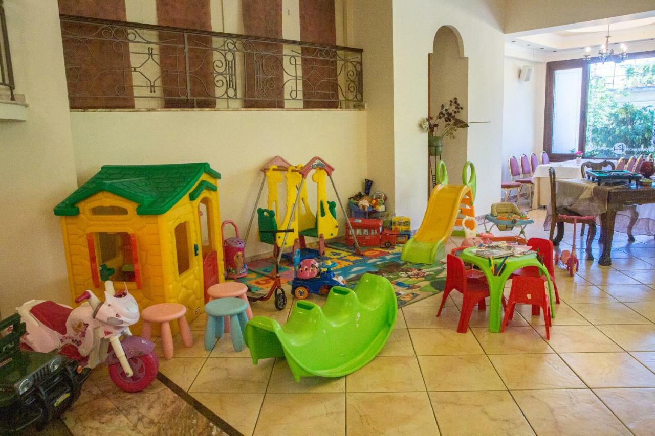 Hotel Pella Giannitsa Bagian luar foto