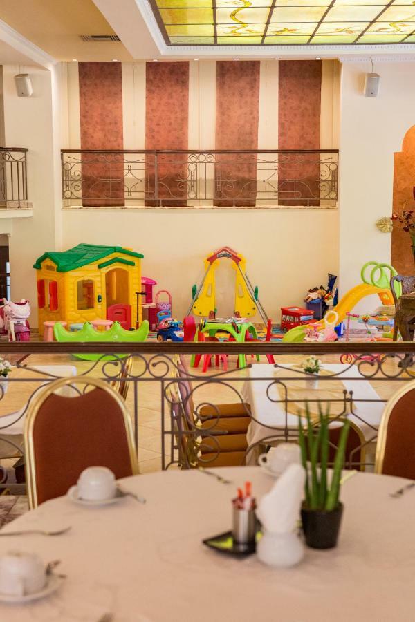 Hotel Pella Giannitsa Bagian luar foto