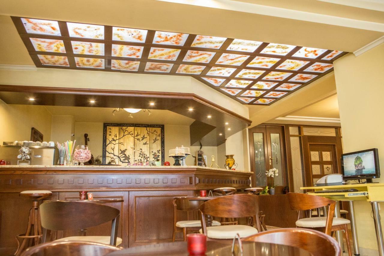 Hotel Pella Giannitsa Bagian luar foto