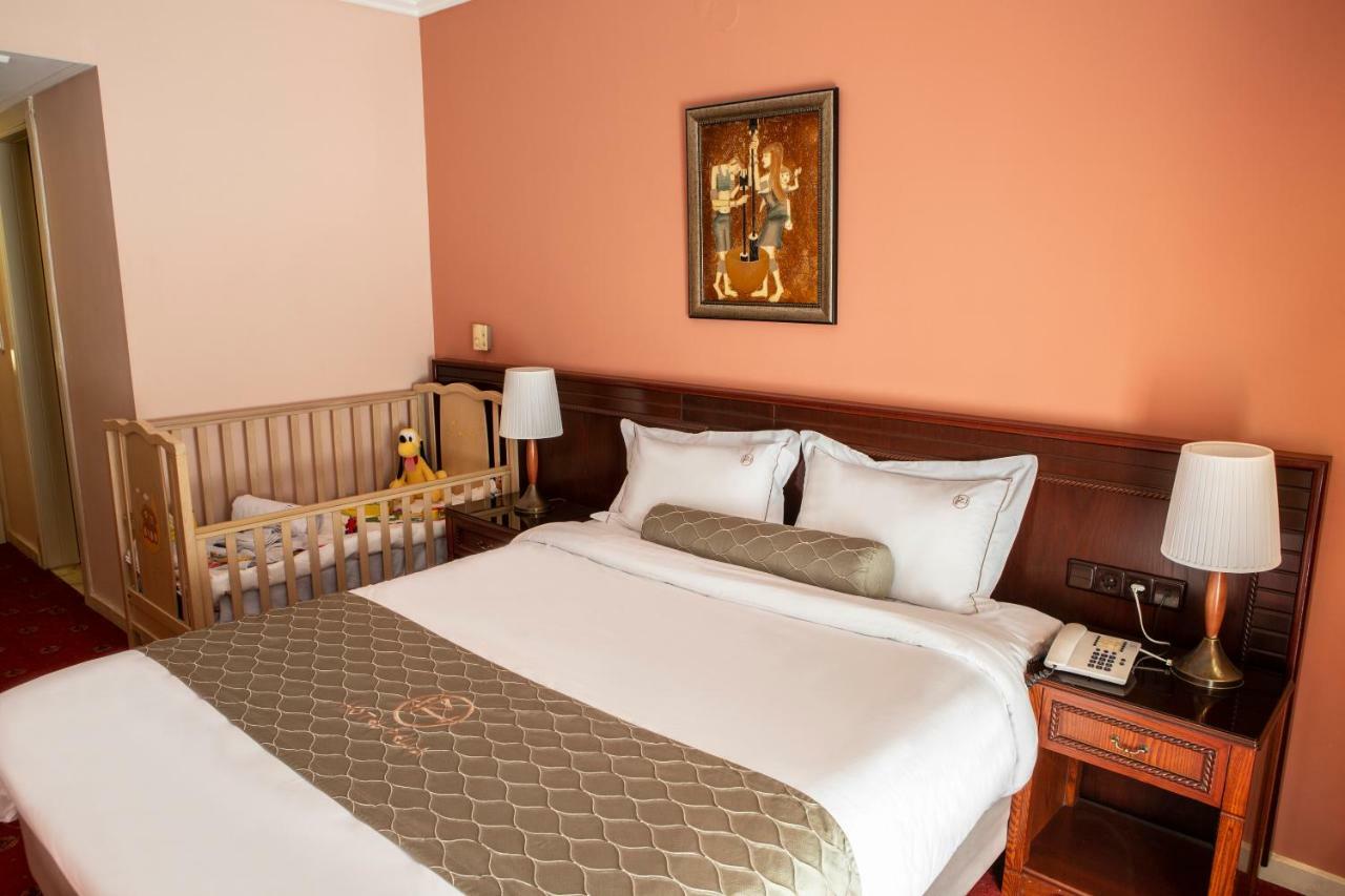 Hotel Pella Giannitsa Bagian luar foto